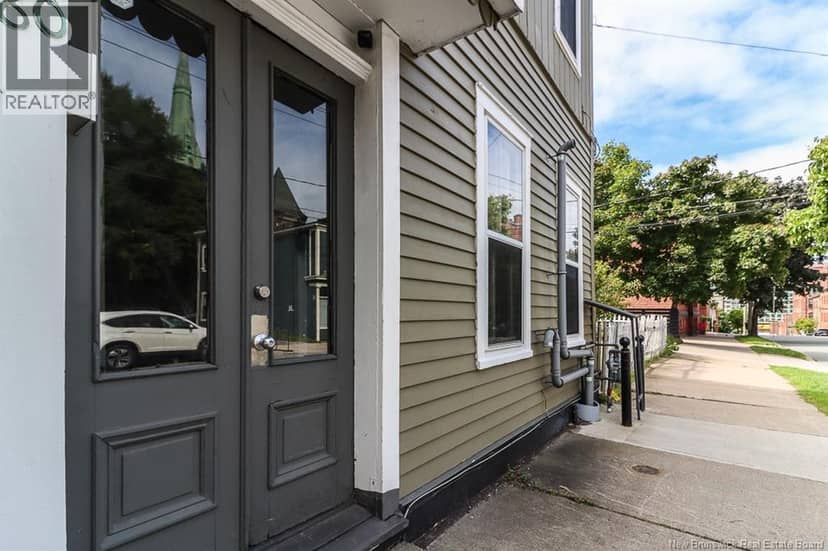 80 Duke Street — photo 3 of 40