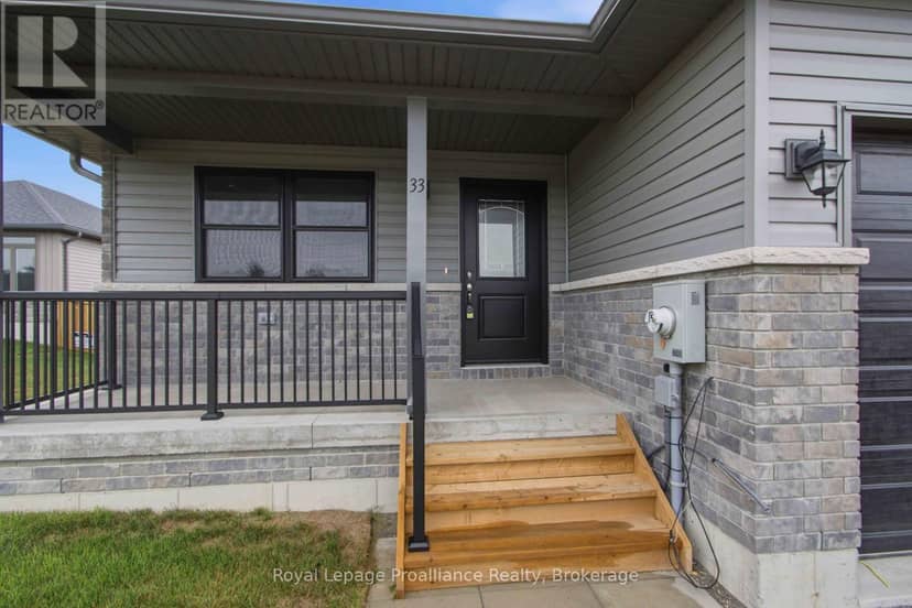 33 Clayton John Avenue — photo 2 of 26
