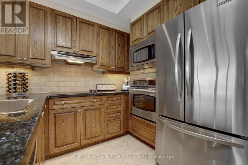 2603 - 38 Metropole Private — photo 5 of 40