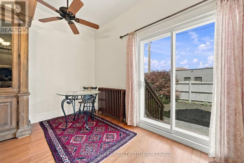 8 Trafalgar Street — photo 22 of 39