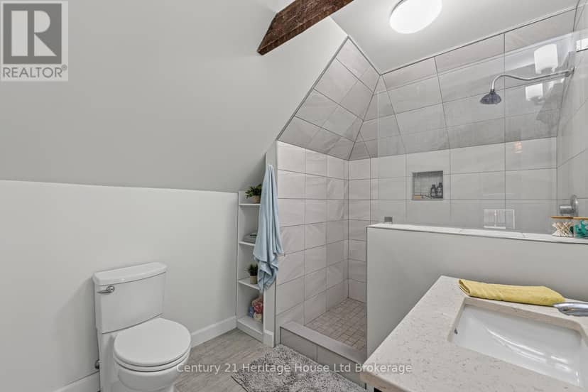 457 Buller Street — photo 30 of 39