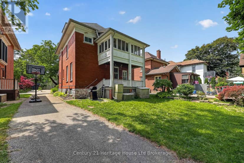 457 Buller Street — photo 32 of 39