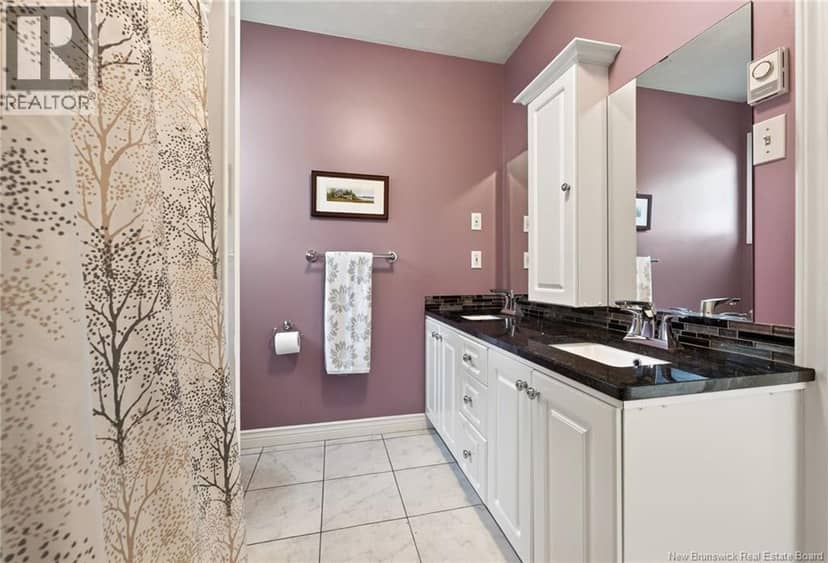 310 Vanier Street — photo 27 of 40