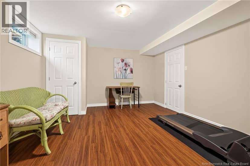 310 Vanier Street — photo 34 of 40