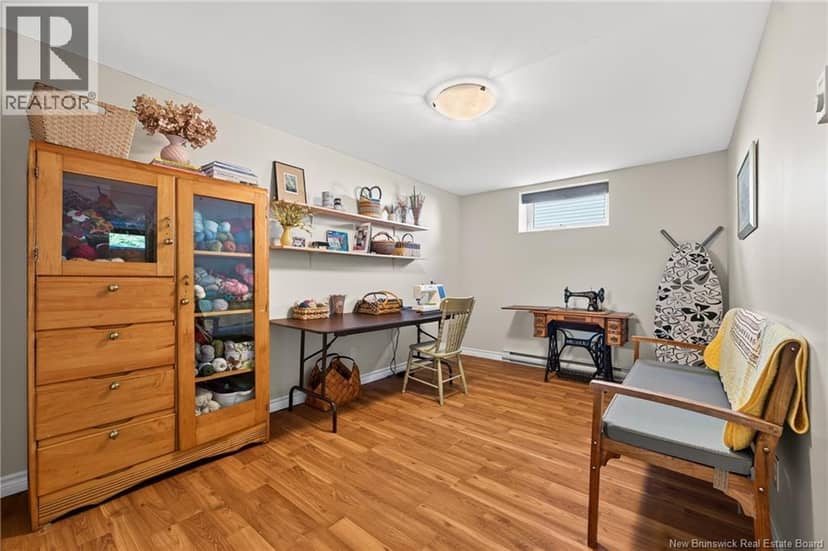 310 Vanier Street — photo 37 of 40