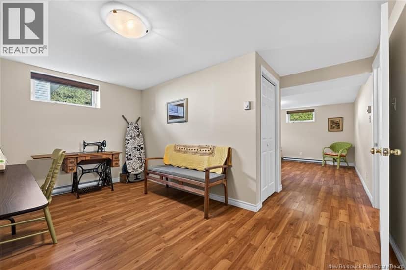 310 Vanier Street — photo 38 of 40