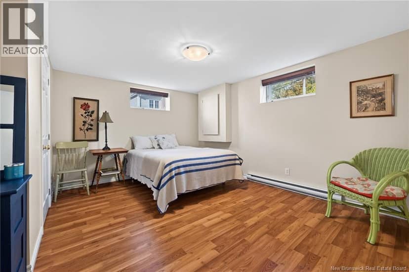 310 Vanier Street — photo 39 of 40