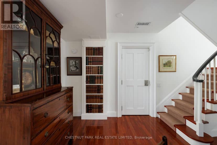 TH6 - 94 Crescent Road — photo 9 of 40