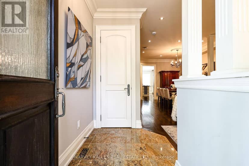 599 Woburn Avenue — photo 2 of 40
