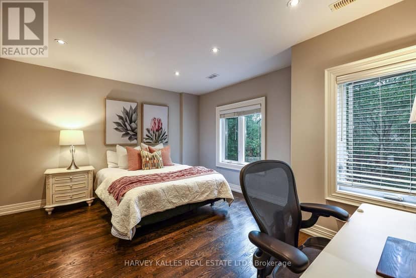 599 Woburn Avenue — photo 24 of 40