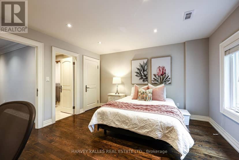 599 Woburn Avenue — photo 25 of 40