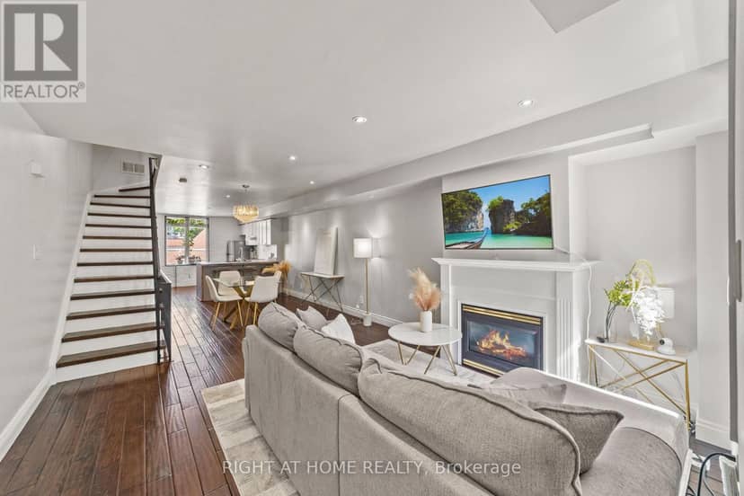 2608 - 12 Sudbury Street — photo 1 of 22