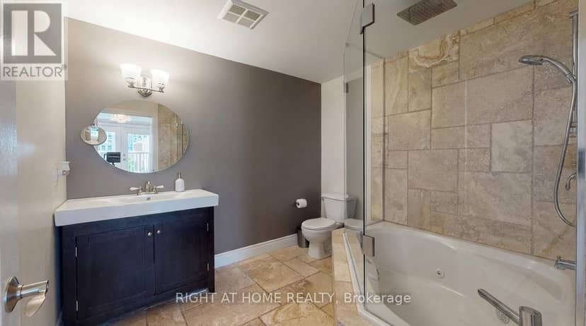 2608 - 12 Sudbury Street — photo 16 of 22