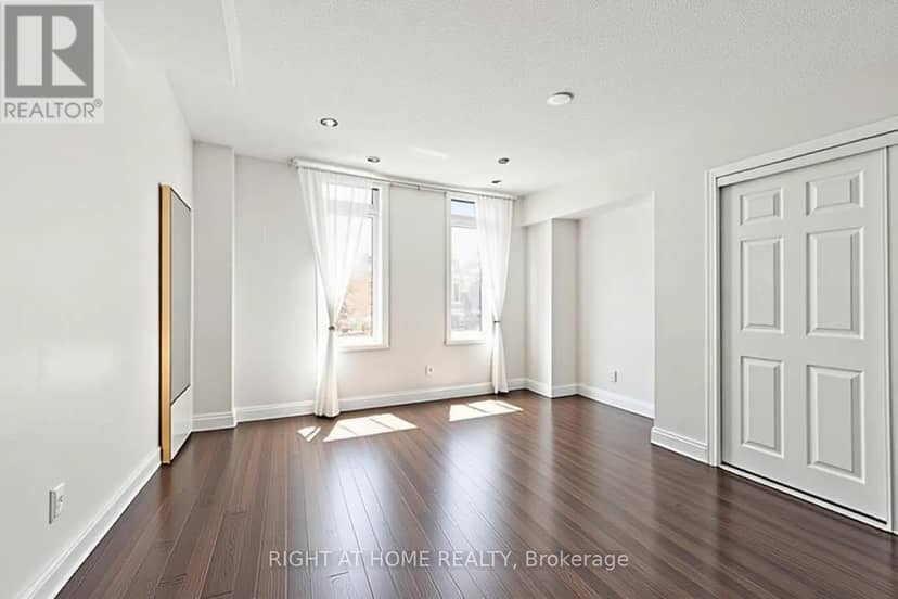 2608 - 12 Sudbury Street — photo 8 of 22