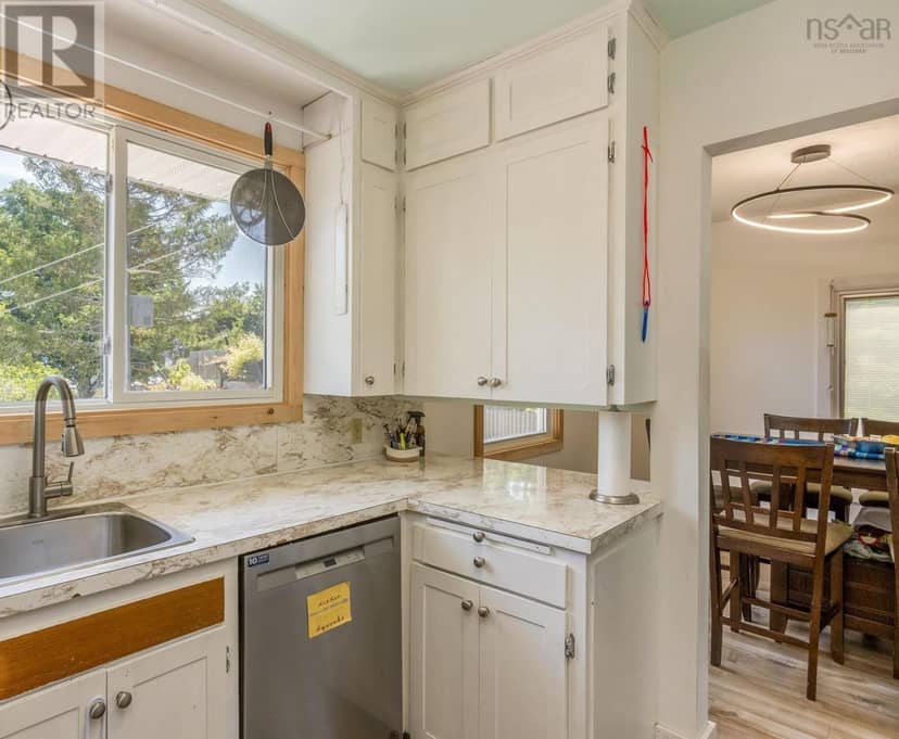 1 Mckenzie Drive — photo 14 of 40