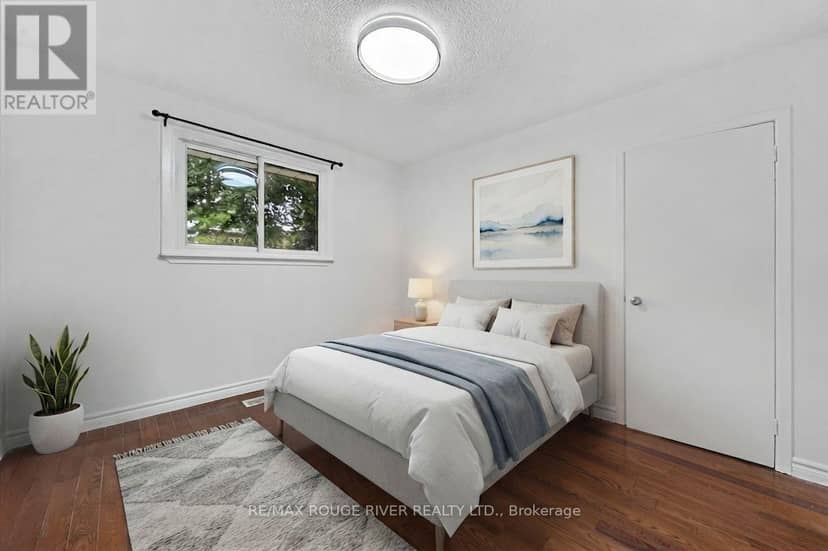30 Scarboro Avenue — photo 11 of 32