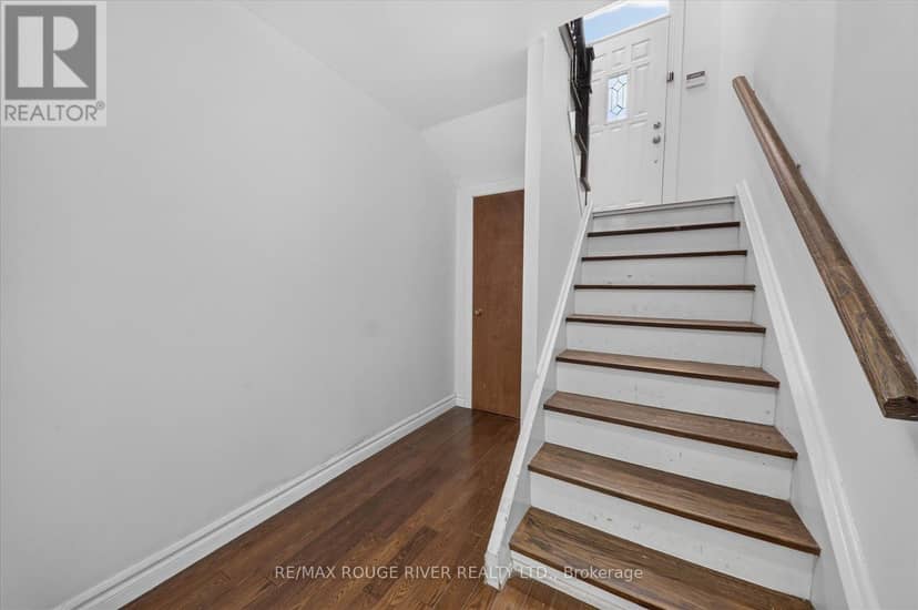 30 Scarboro Avenue — photo 17 of 32