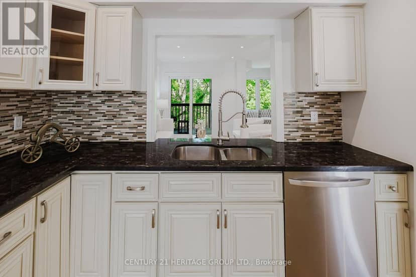 35 - 80 McCallum Drive — photo 13 of 40