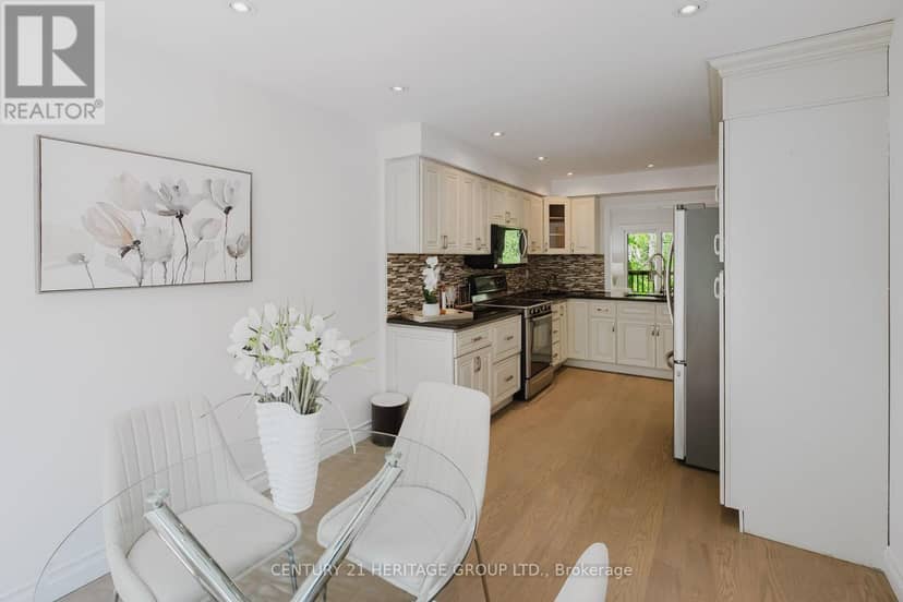 35 - 80 McCallum Drive — photo 19 of 40