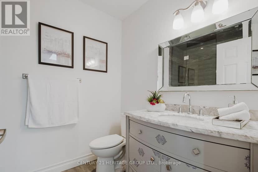 35 - 80 McCallum Drive — photo 39 of 40