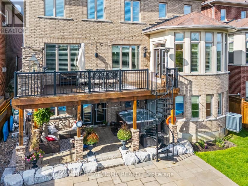 126 Vines Place, Aurora, photo 8