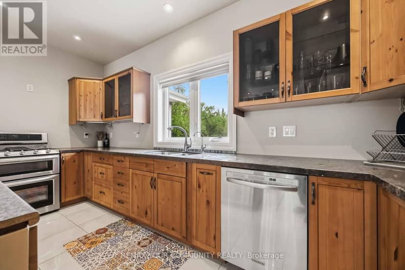 1699 Chief Joseph Snake Road — photo 13 of 40