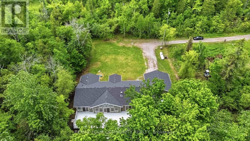 1699 Chief Joseph Snake Road, Georgina Islands, photo 5
