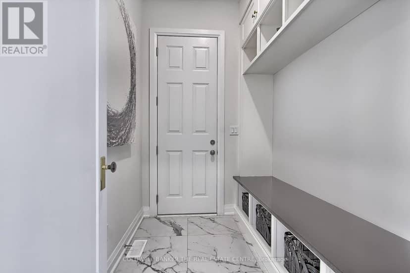 92 Maple Fields Circle — photo 9 of 40