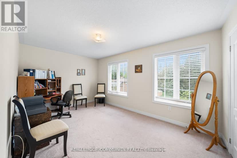 108 Headwater Crescent — photo 23 of 40