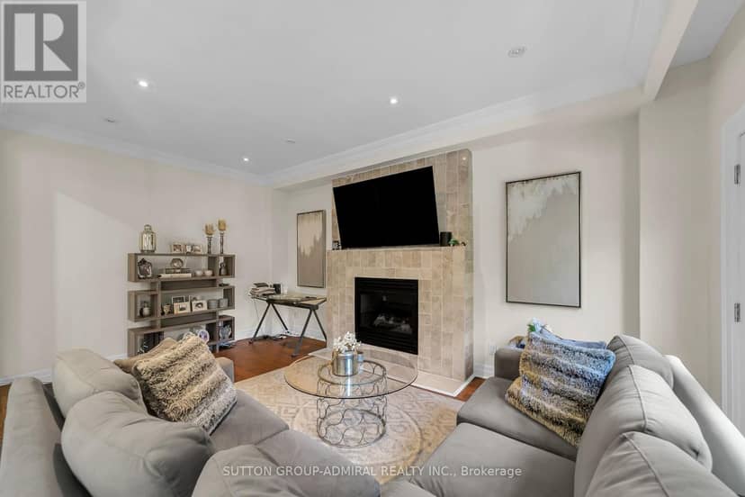 37 Gretman Crescent — photo 22 of 40