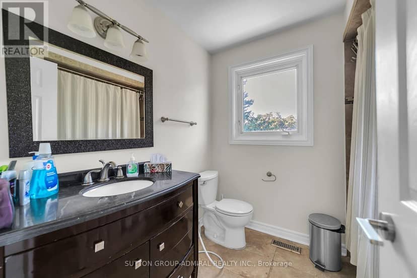 37 Gretman Crescent — photo 27 of 40
