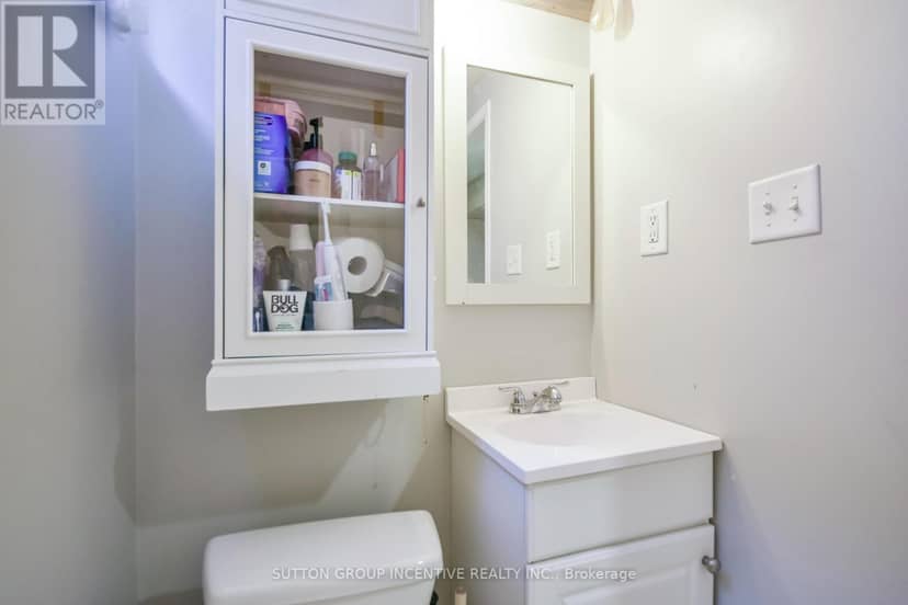 22 Peregrine Road — photo 16 of 21
