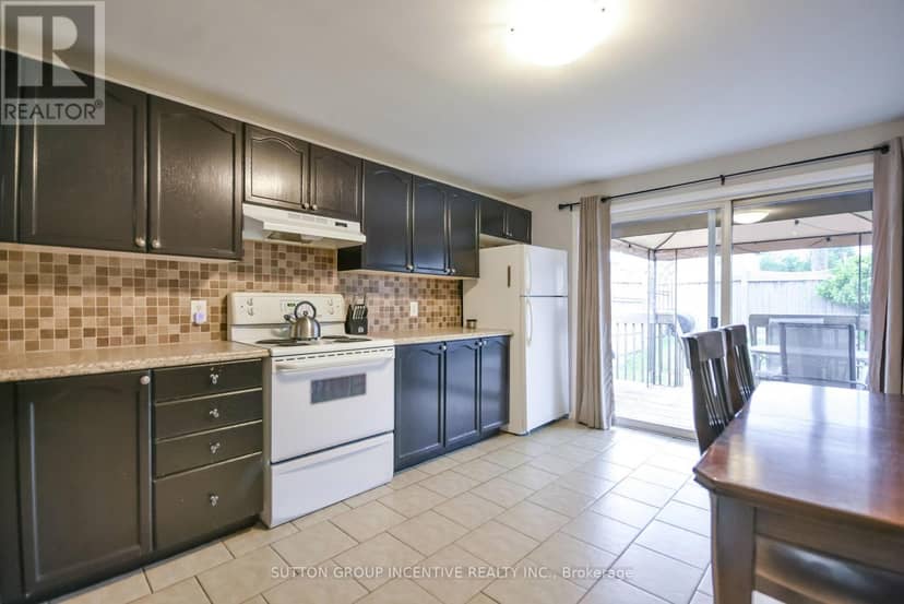 22 Peregrine Road, Barrie, photo 6