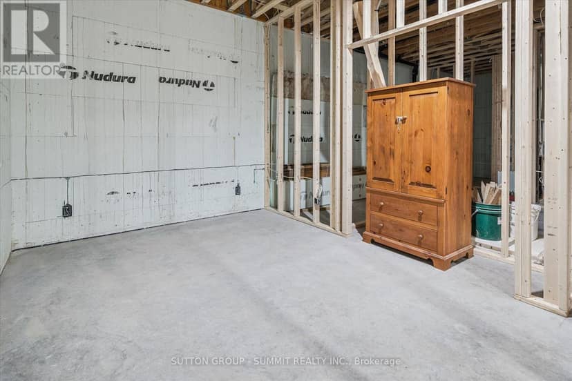 227 Hood Road — photo 31 of 40