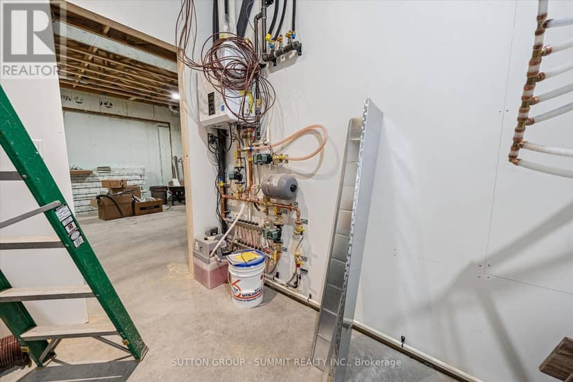 227 Hood Road — photo 35 of 40