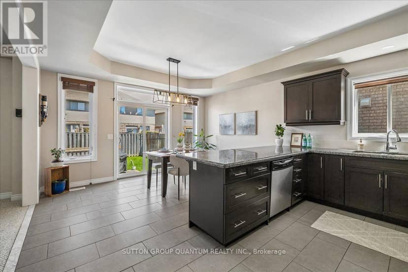92 Garinger Crescent — photo 15 of 40