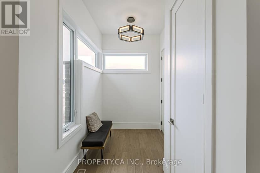 2 Hudson Drive, Brantford, photo 6