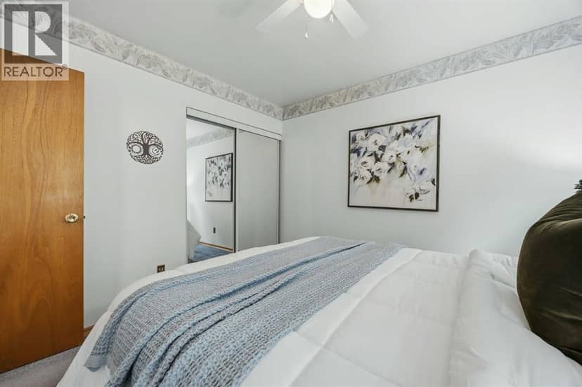 714 Victoria AVENUE — photo 13 of 40