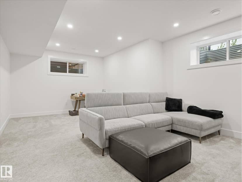 17 Savoy Cr — photo 32 of 40