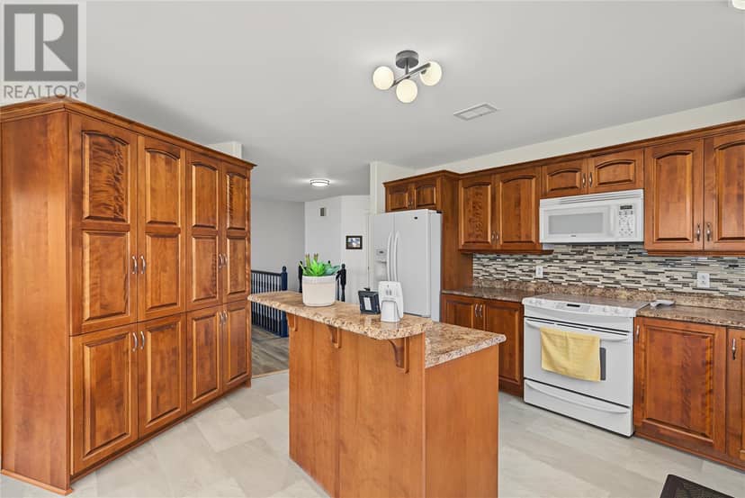 147 Monument Road — photo 15 of 40