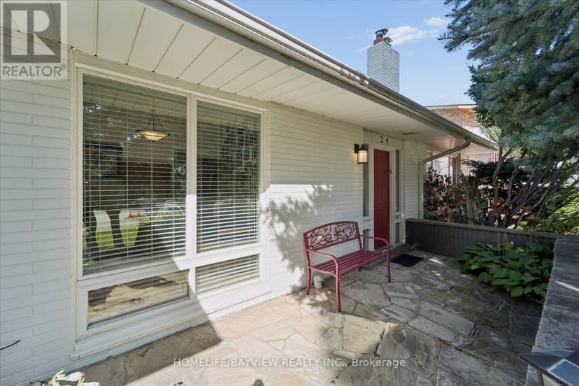 24 Ravenscroft Circle — photo 3 of 40