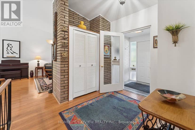 24 Ravenscroft Circle — photo 5 of 40