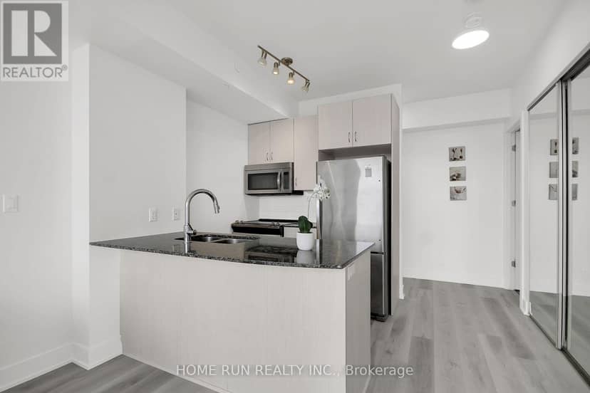 1507 - 485 Richmond Road — photo 13 of 25