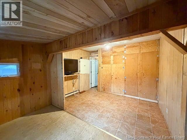 403 Route 390 — photo 25 of 40