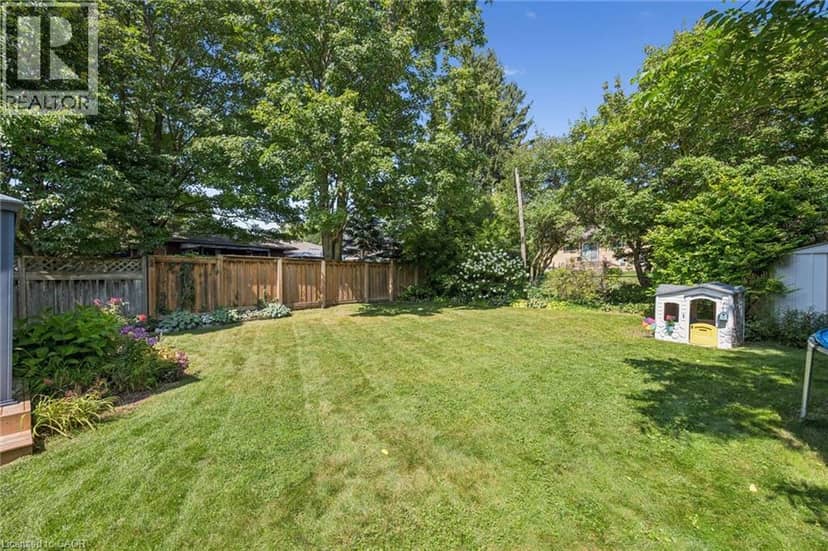 475 STEVENSON Street N — photo 37 of 40