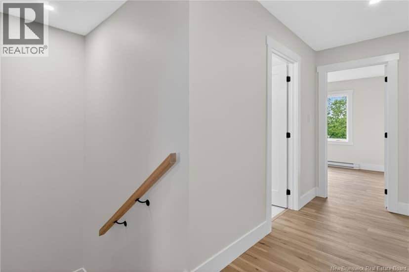 110 Francfort Crescent — photo 22 of 29