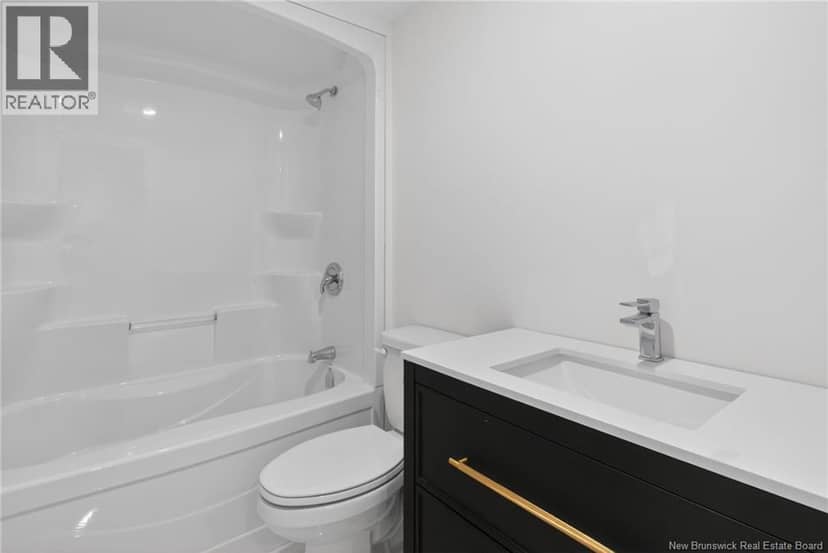 110 Francfort Crescent — photo 25 of 29