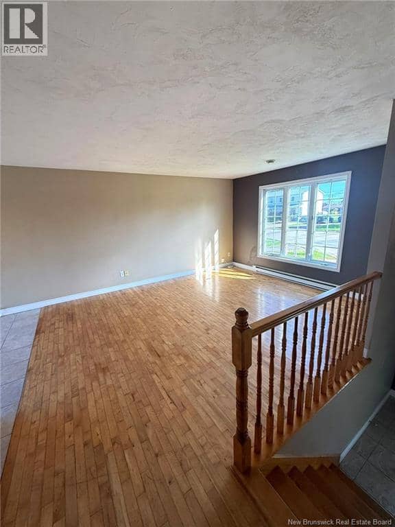 24-26 Sutton Court — photo 7 of 24