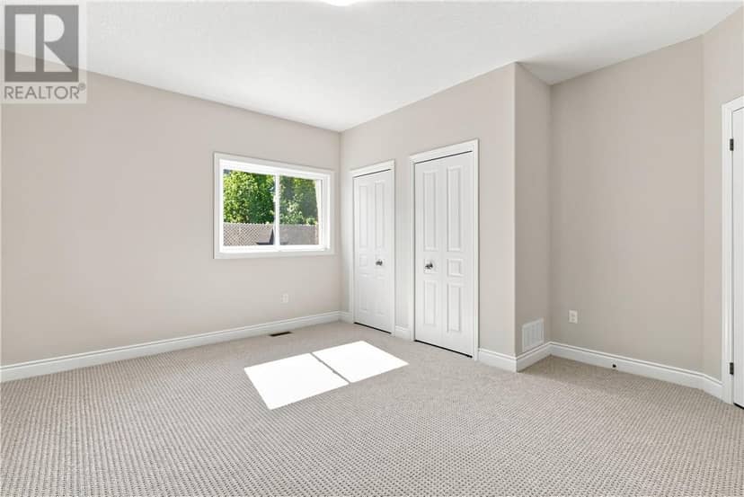 42 Billiards Way — photo 13 of 28