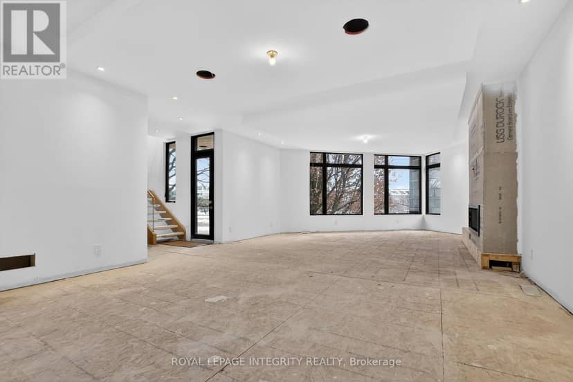112 Queen Elizabeth Drive — photo 15 of 40